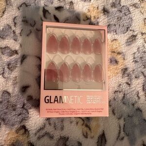 Glamnetic Press-On Nails in Mauve Pink - Short Almond